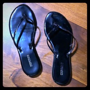 Express flip flops